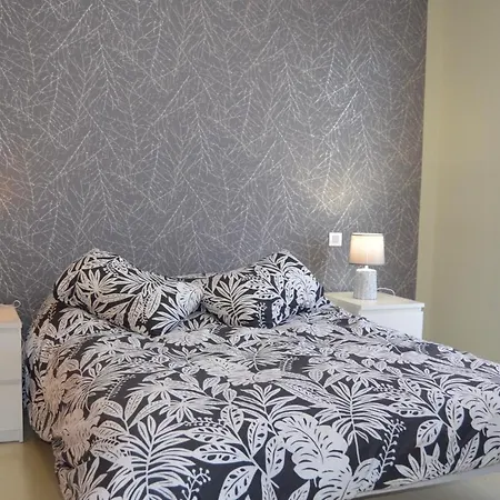 Apartment Modern In With Awesome Views And A Swimming Pool Burgo